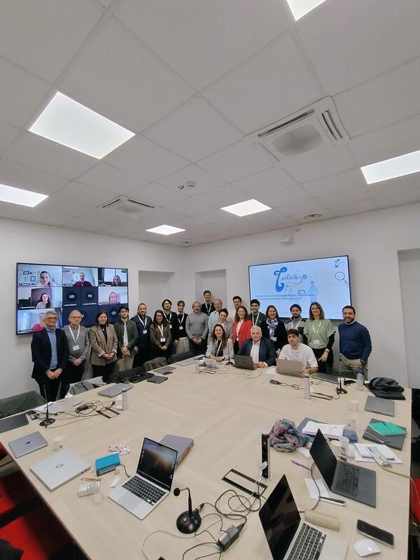 TENTACLE M12_Group pic