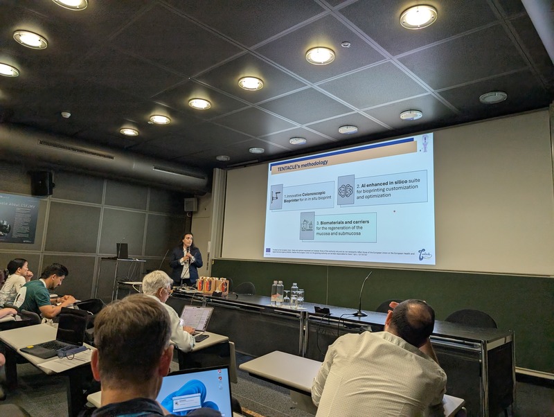 Irene Chiesa presenting TENTACLE at LUMINATE Summer School